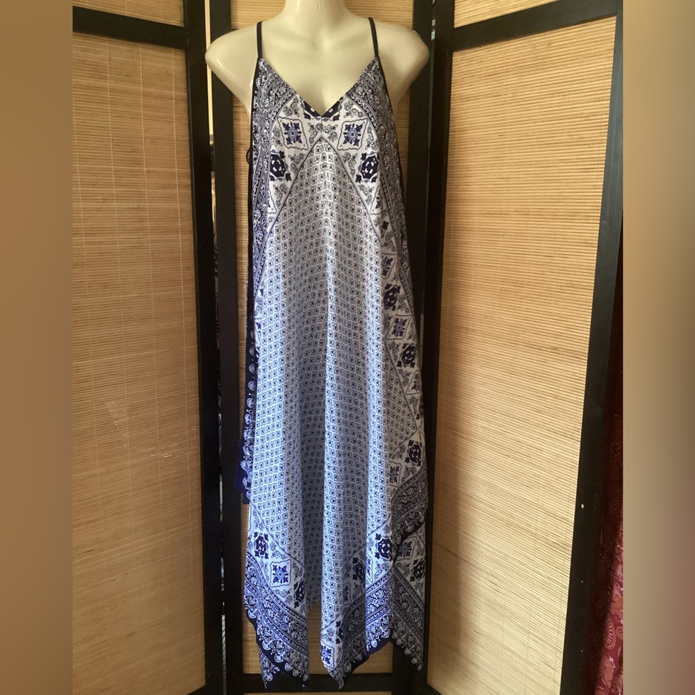 🌴 TOMMY BAHAMA Scarf Dress NWT Sz S / M Tika Tiles blue and white coverup - Picture 3 of 8